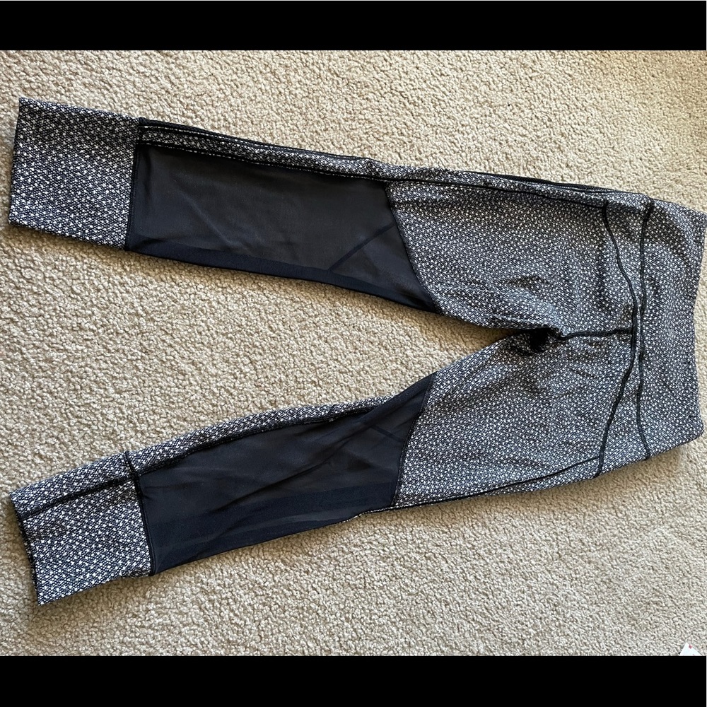 Lululemon cropped leggings